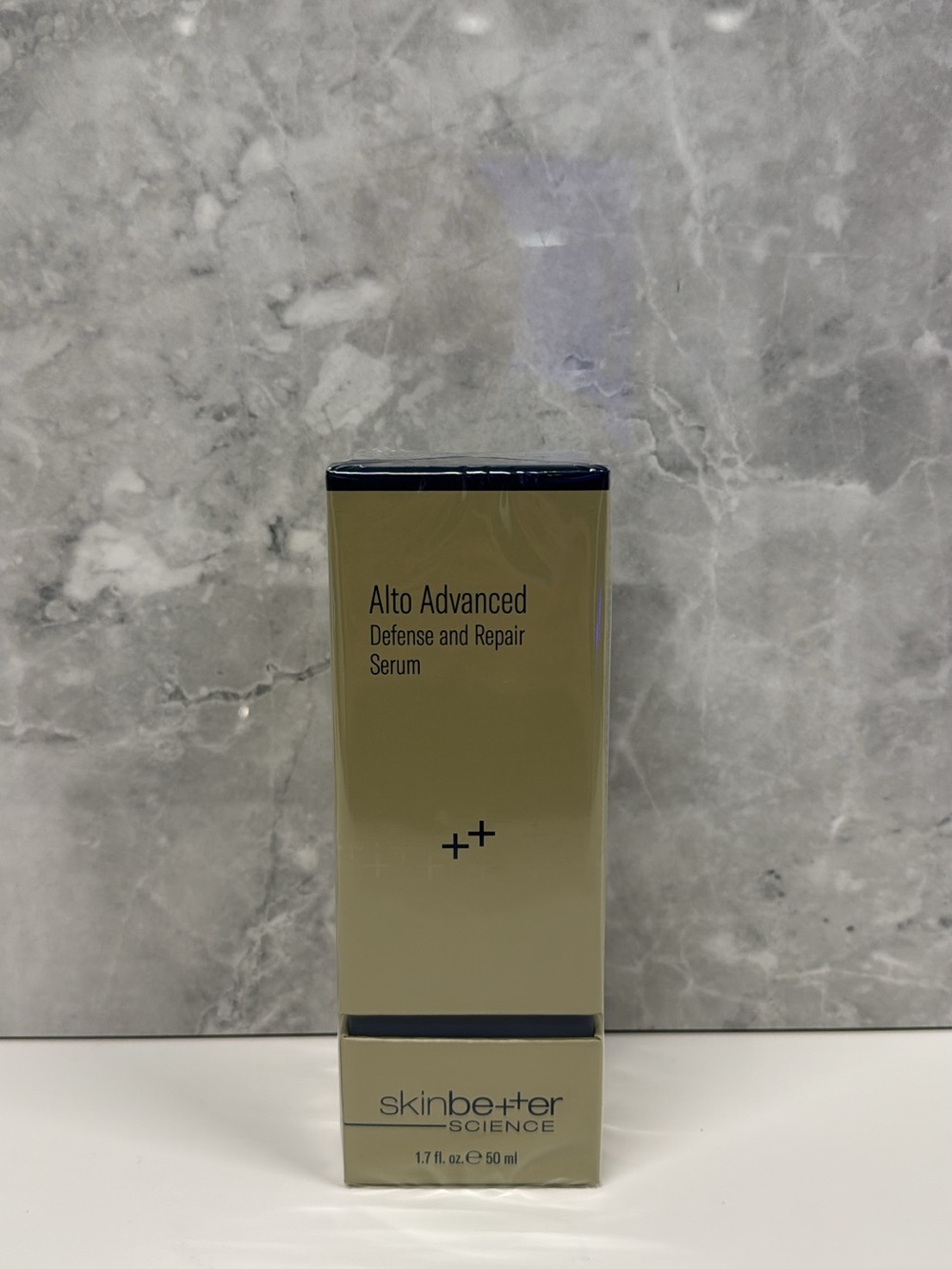SkinBetter Alto Advanced defence and repair serum